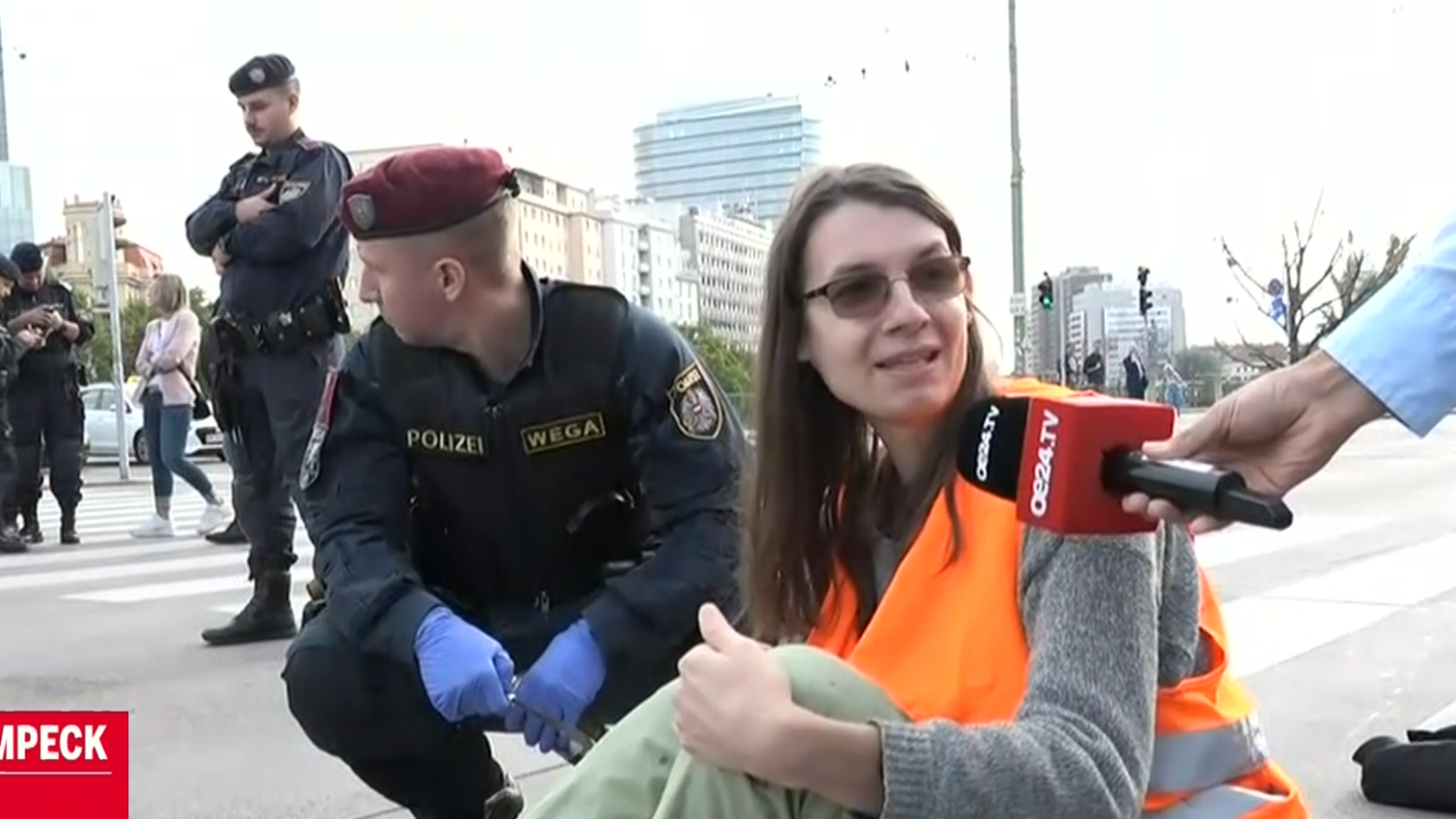 Klima Aktivisten blockieren Frühverkehr in Wien oe24 tv